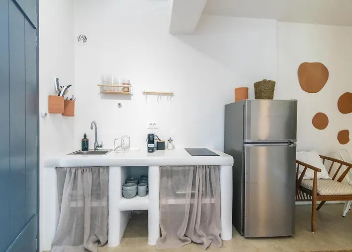 Art Beachfront Apartamento Pánormos