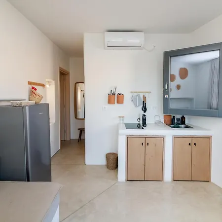 Art Beachfront Apartment