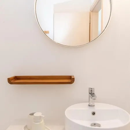 Apartment Art Beachfront *